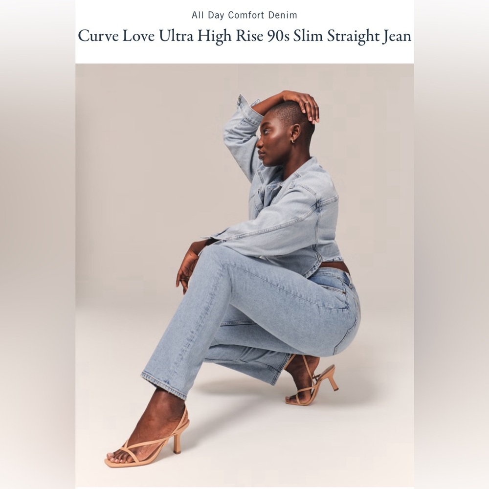 Curve Love Ultra High Rise 90s Slim Straight Jean